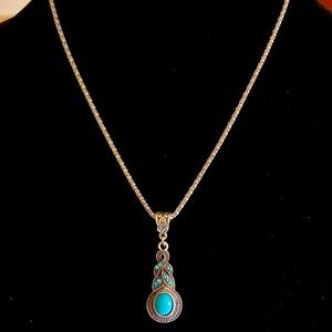 Vintage turqoise with sapphire inlaid with silver necklace